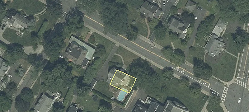 Retail Space Near Ridgewood Station