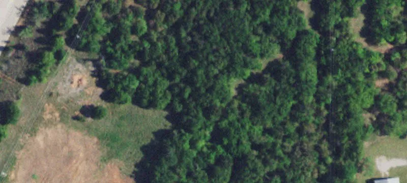 Land on I-35 Service Road