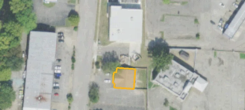 Retail Building For Sublease