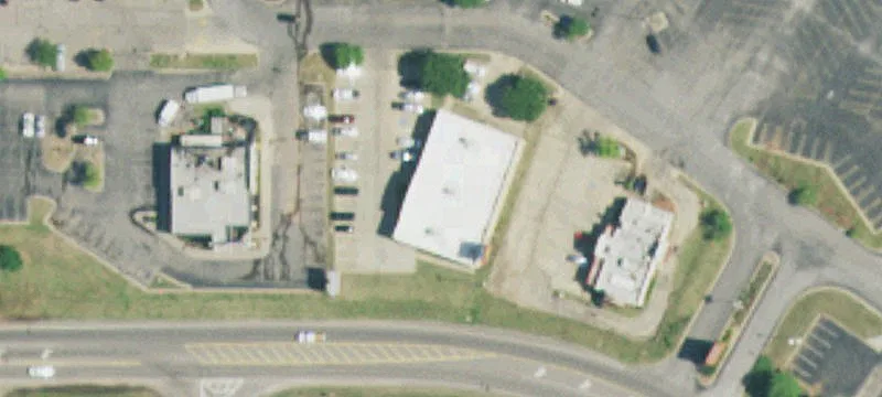 Retail Space Near Shawnee Mall