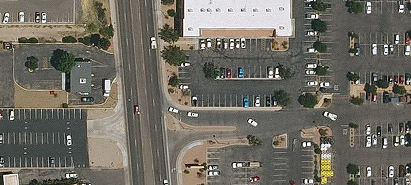 Retail Center on Kingman Corridor