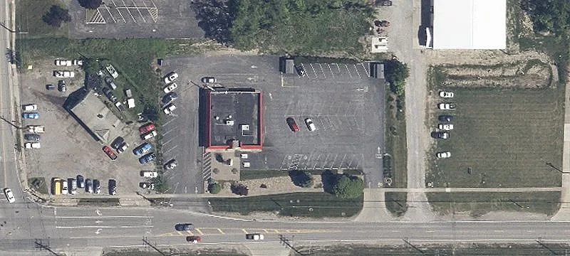 Retail/Office Space on Walker Rd