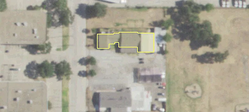 Versatile Flex Space with Yard