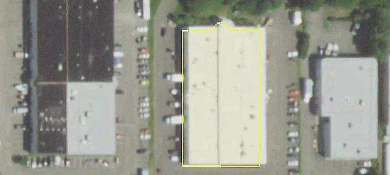 Bohemia Warehouse with Parking