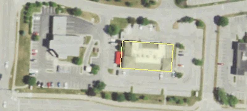 Retail Space in Summit Woods