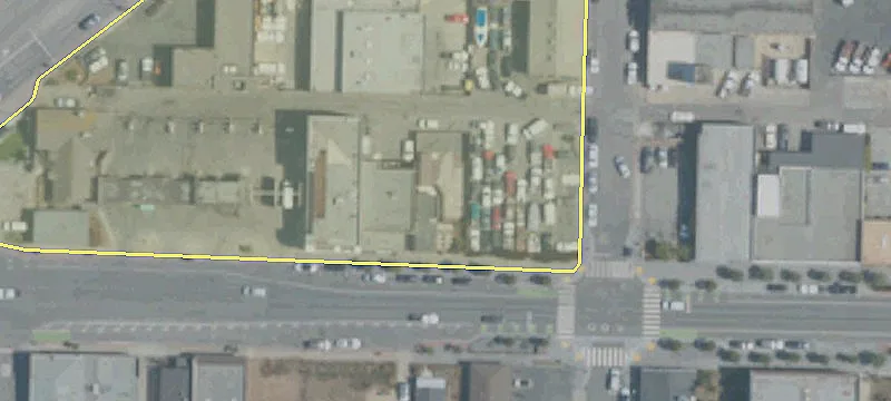 Retail Space with High Visibility