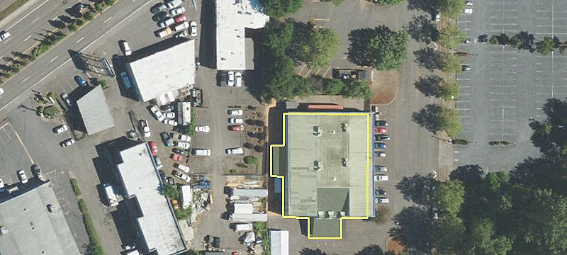Retail Space on Highway 99W
