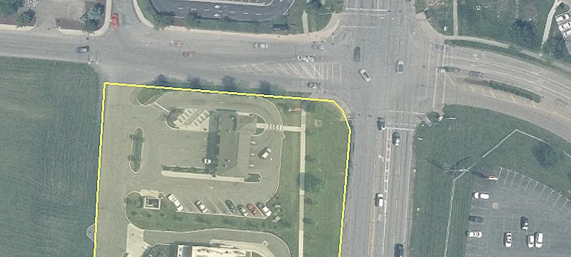Land with Retail Visibility