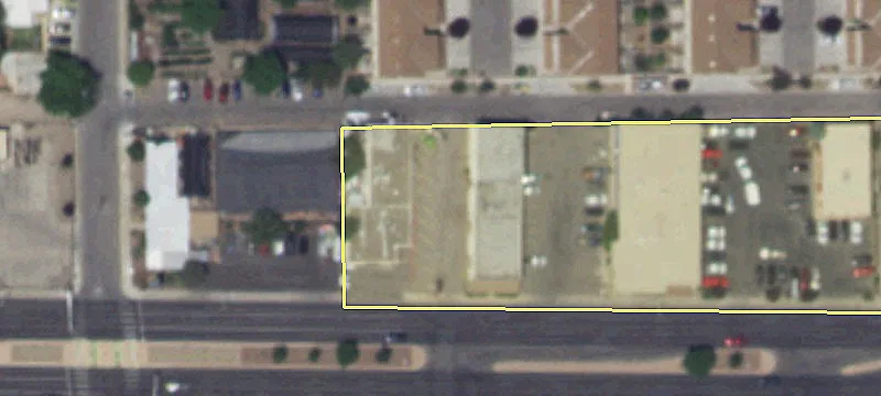 Retail Space on Lomas Boulevard