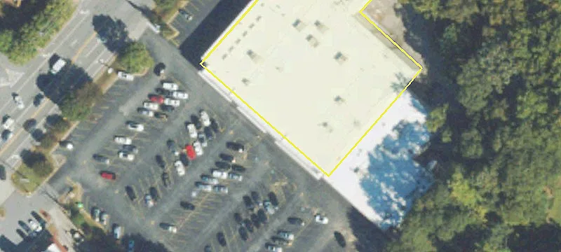 Retail Center Near Emory University