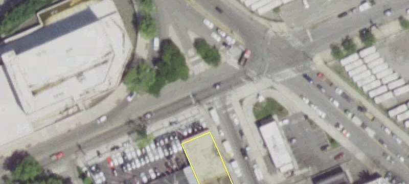 8,750 SF Warehouse with Parking