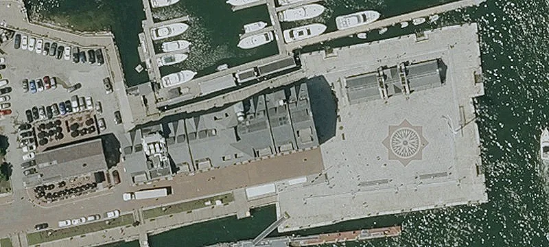 Boston Harbor Retail Space