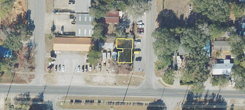 Mixed-Use Property in Fort Walton
