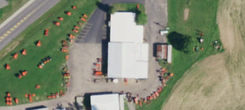 Free-Standing Building on Route 31