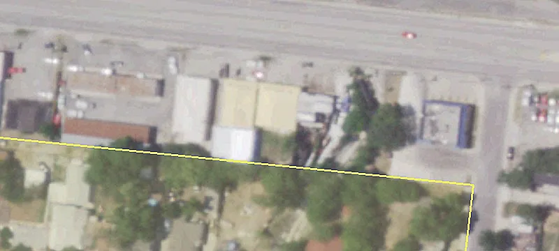 Commercial Building on Culebra Road