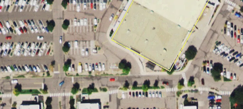 Community Shopping Center For Rent
