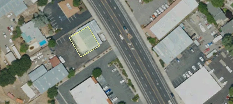 Office/Warehouse with Yard For Rent
