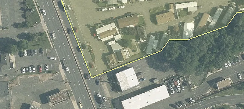 Route 18 Corner Location