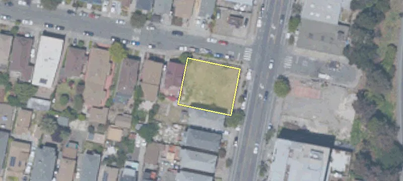 Oakland Corner Lot Opportunity