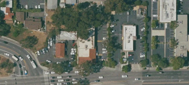 Freestanding Auto Service Building