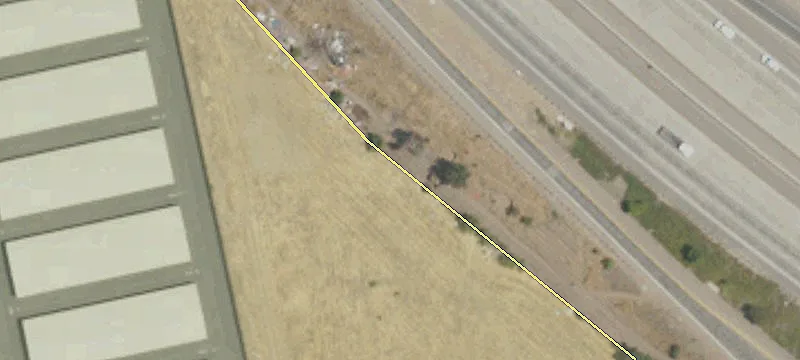 Land with I-5 Visibility