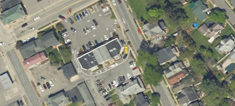 Commercial Space in High Traffic Location