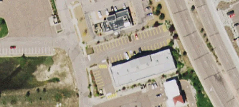 Retail Center Near Anchor Stores