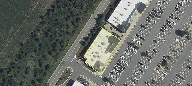 Retail Space in Edgewater, MD