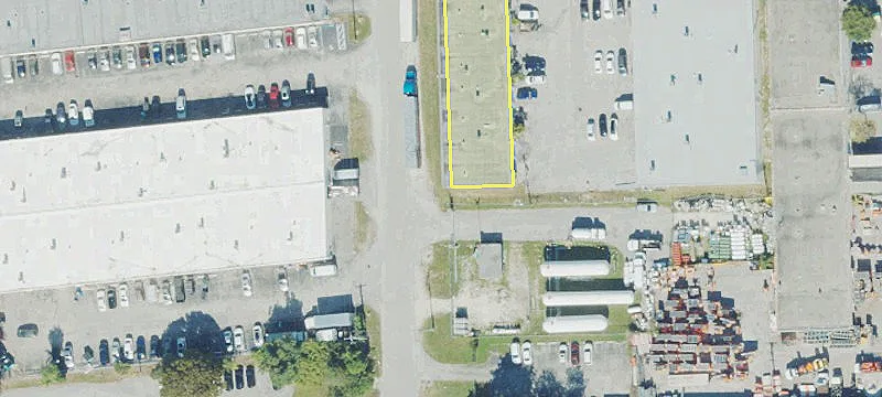Flex Space in Gated Park