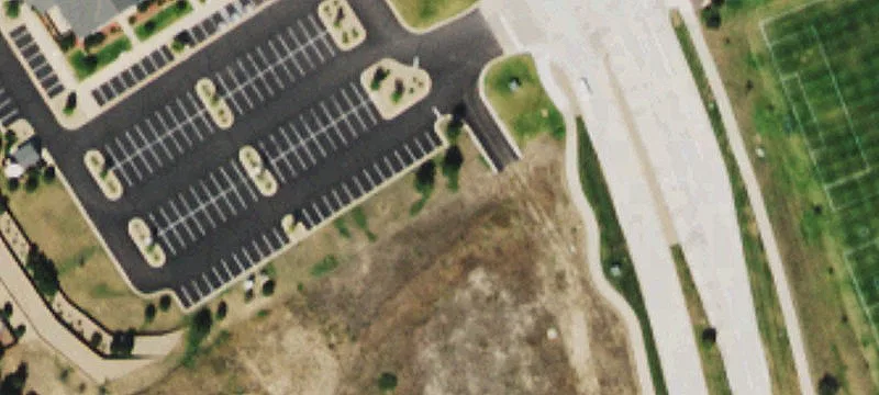 Commercial Land in Growing Area