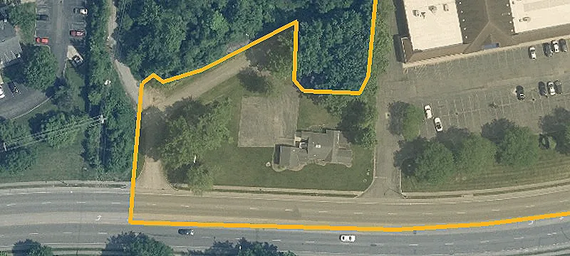 Land with I-270 Visibility