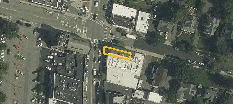 Retail Space on Valley Road