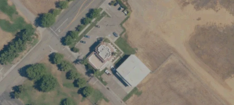 Corner Building with Airport Access