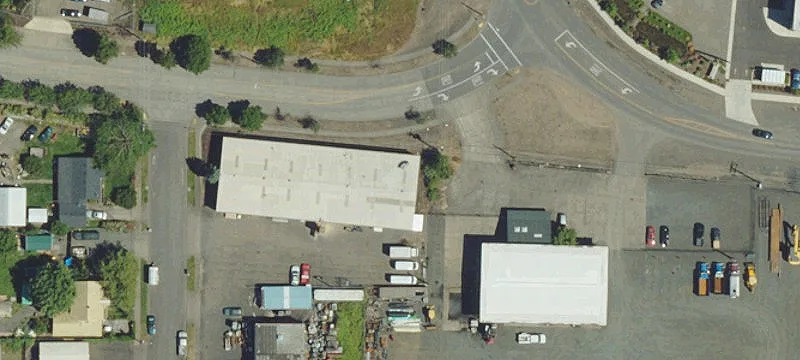 Flex Space with Fenced Yard