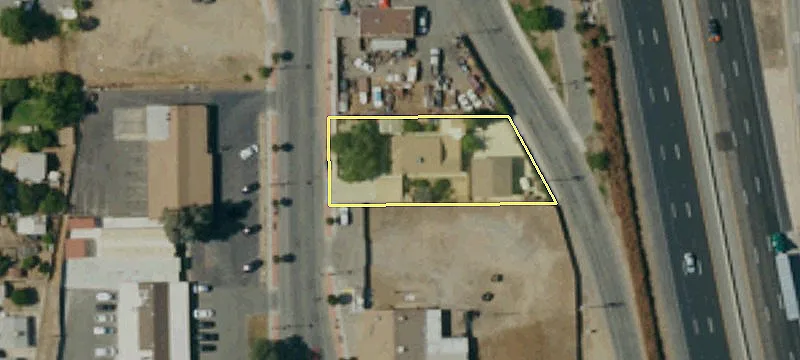 Established Grocery Store with Expansion Potential