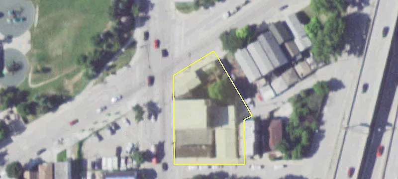 Retail Space Available For Rent