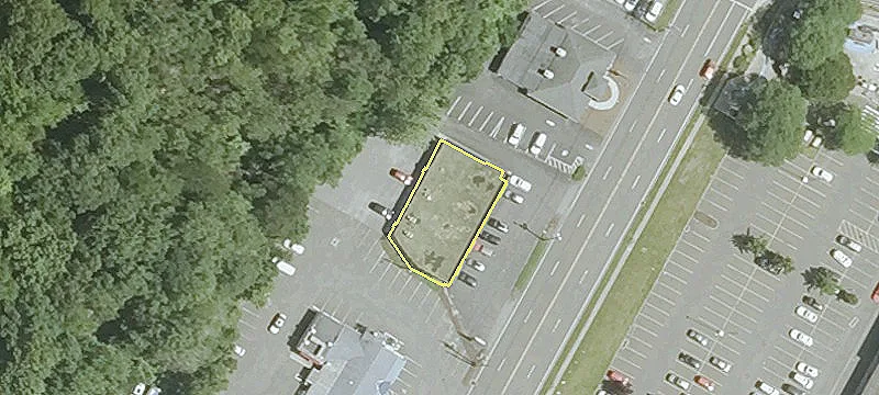 Versatile Retail/Office Space Available