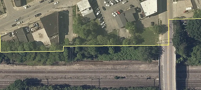 Automotive Shop with Fenced Lot