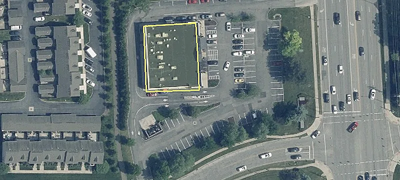 Retail Space in Highbluffs Center