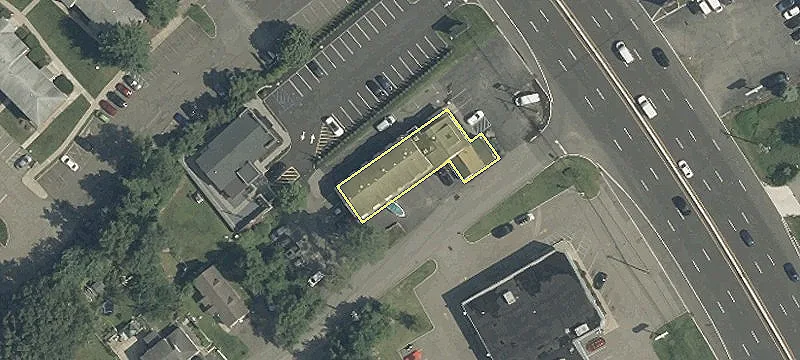 7,000 SF Mixed-Use Building