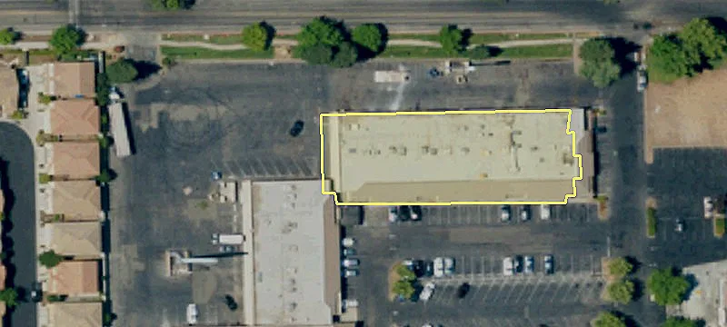 Retail Space on Herndon Avenue