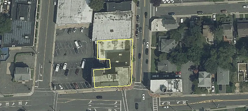 Retail Space in Bergenfield, NJ