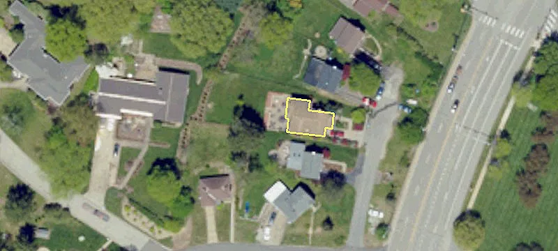 Retail Space on Greentree Road