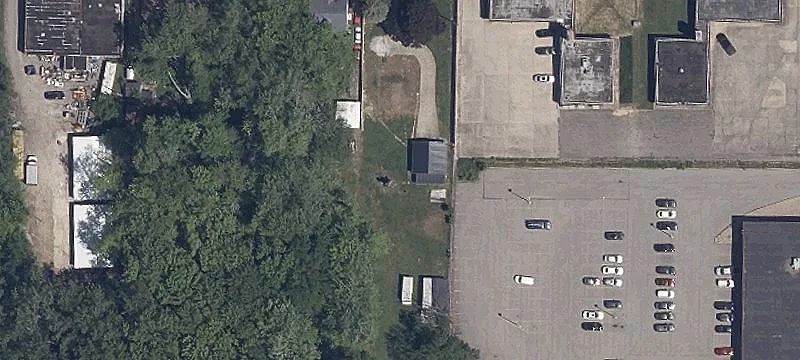 Freestanding Auto Service Center For Sale