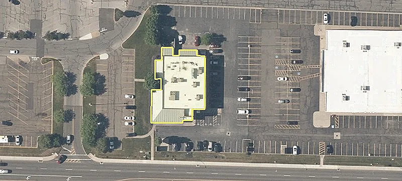 Retail Space in Cuyahoga Falls