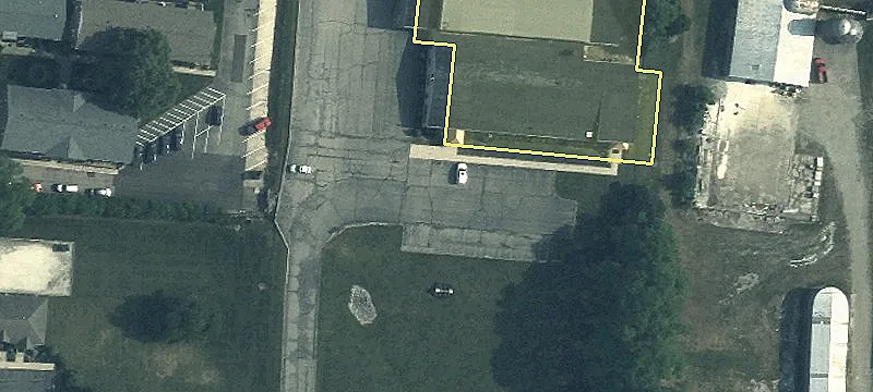 Freestanding Auto Service Building