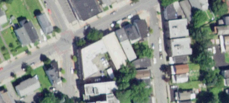 Retail Building on Delaware Avenue