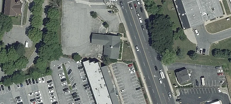 Freestanding Building with Drive Thru