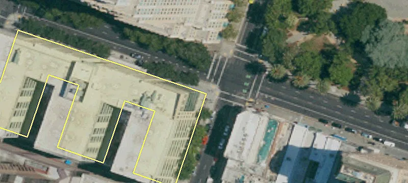 Retail Center on San Juan Ave