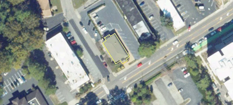 Highly Visible Retail/Office Space
